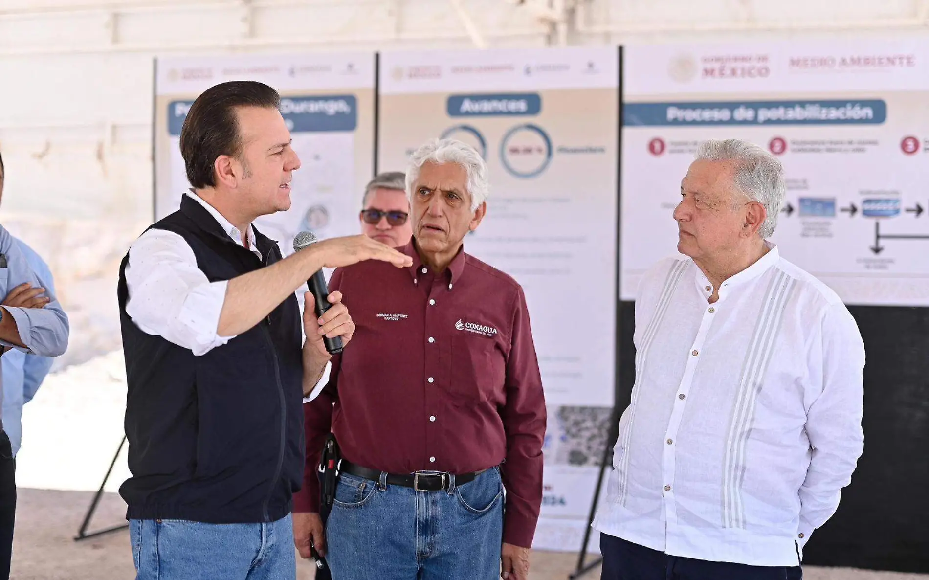 Supervisan AMLO y Esteban Villegas avance de planta potabilizadora en Durango